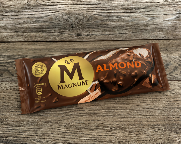 Saldējums MAGNUM ar mandelēm [ 110 ML ]