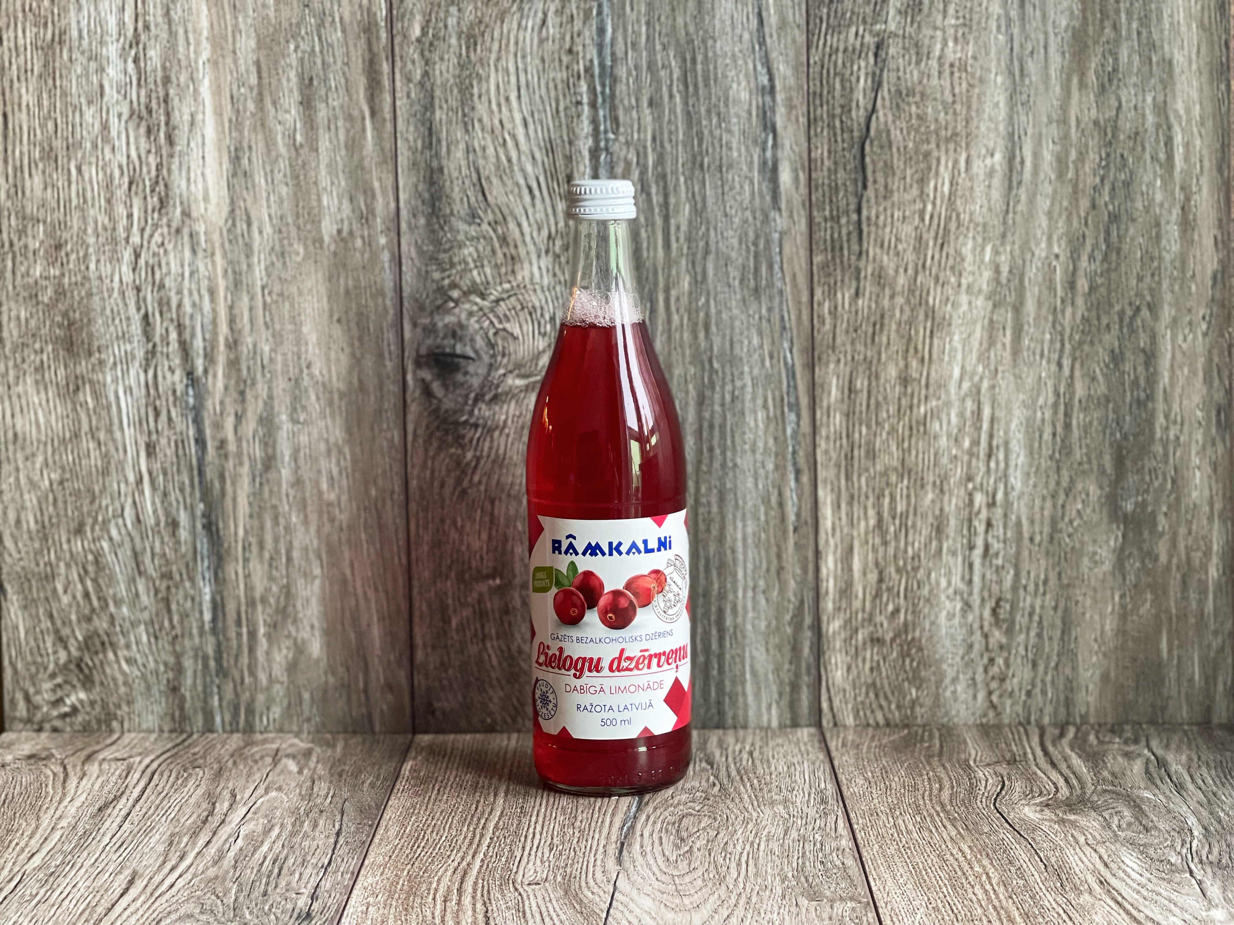 Dabīgā lielogu dzērveņu limonāde [ 500 ML ]